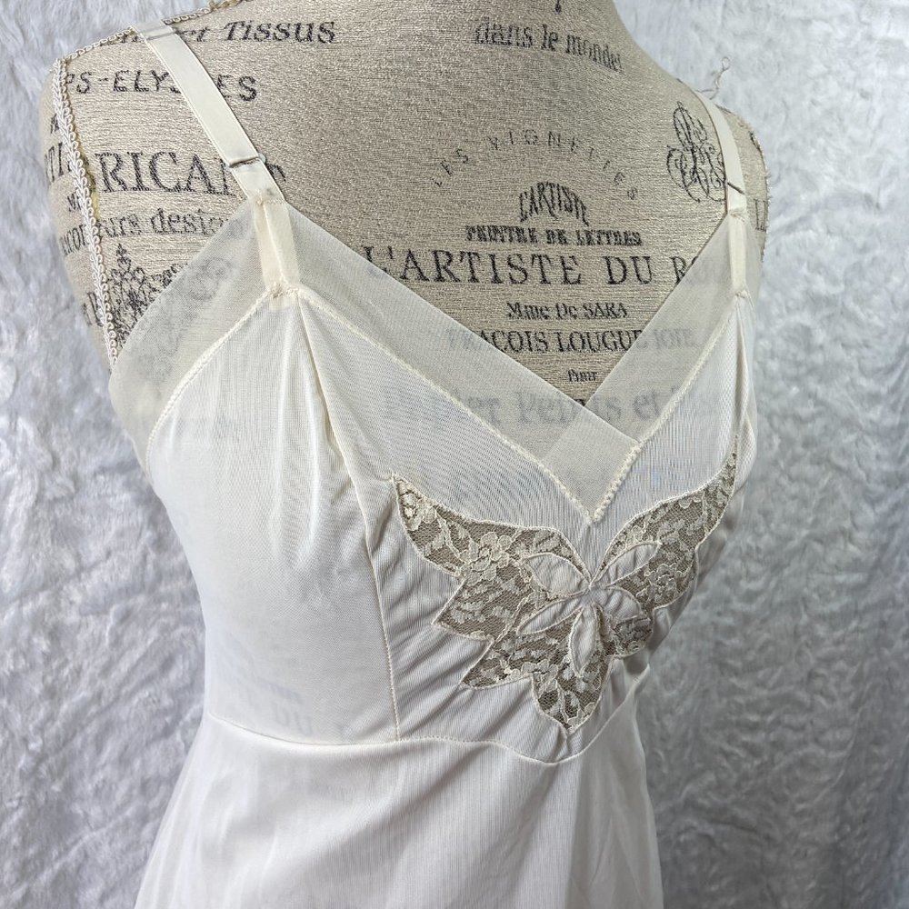 Vintage White Full Slip, 1960's, Youth Form, Lace Opaque Nylon Tricot Bodice - Picture 3 of 6